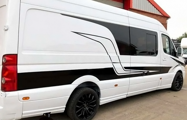 Накладки на пороги Mercedes Sprinter W906 (2006-2018) / VW Crafter 1 (2011-2016)